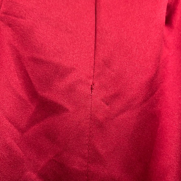 David's Bridal Red Pencil Skirt 10 Silky Satin Christmas Office Holiday Party - Picture 4 of 10